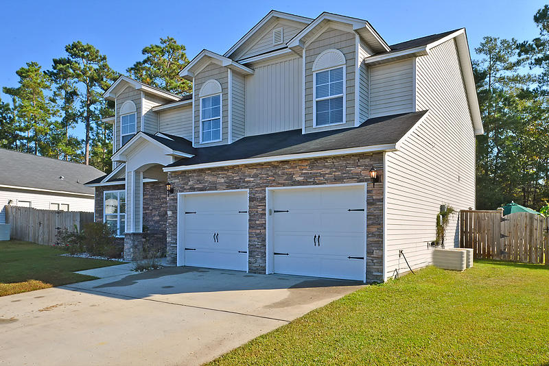 252 Westbrooke Road Summerville, SC 29486 - Photo 4 of 28 Plenty of parking