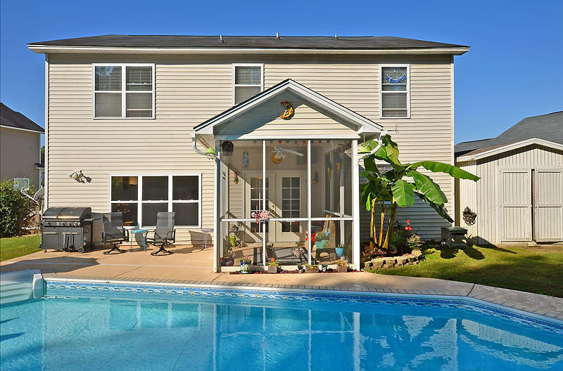 252 Westbrooke Road Summerville, SC 29486 - Photo 6 of 28 An Oasis awaits!
