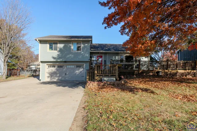$219,900 | 3514 West 20th Avenue, Emporia, KS 66801