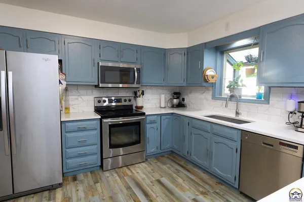 $208,000 | 3514 West 20th Avenue, Emporia, KS 66801