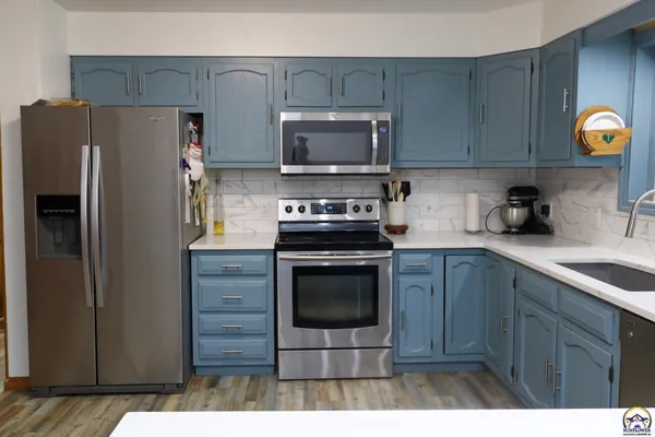 $208,000 | 3514 West 20th Avenue, Emporia, KS 66801