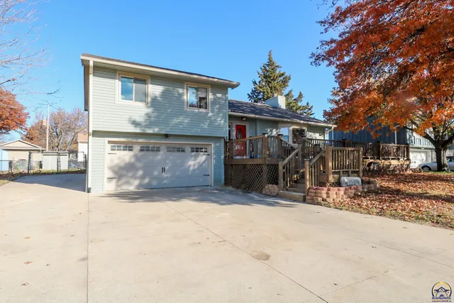 $219,900 | 3514 West 20th Avenue, Emporia, KS 66801