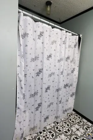 $208,000 | 3514 West 20th Avenue, Emporia, KS 66801