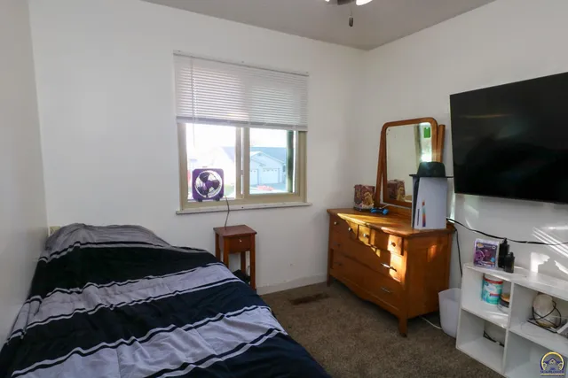 $219,900 | 3514 West 20th Avenue, Emporia, KS 66801