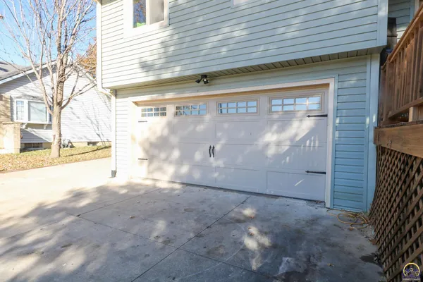 $208,000 | 3514 West 20th Avenue, Emporia, KS 66801