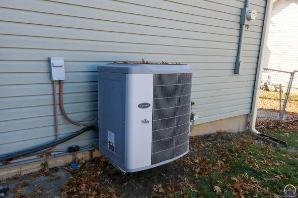 $208,000 | 3514 West 20th Avenue, Emporia, KS 66801