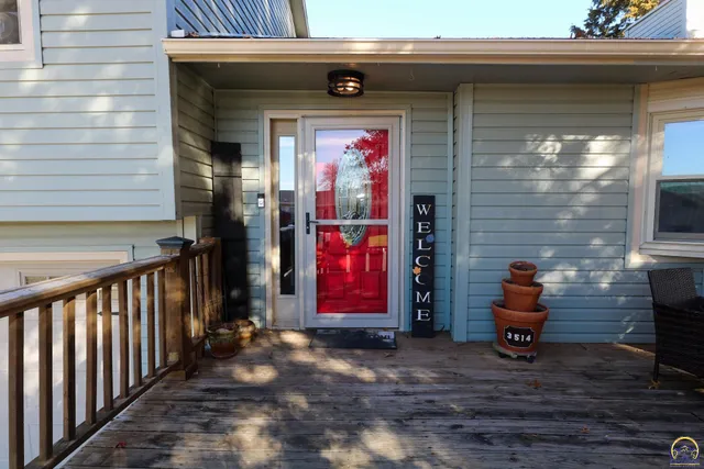 $219,900 | 3514 West 20th Avenue, Emporia, KS 66801