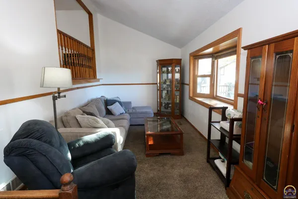 $208,000 | 3514 West 20th Avenue, Emporia, KS 66801