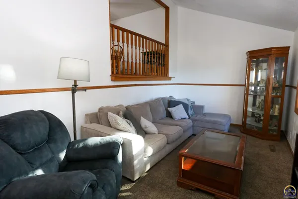 $208,000 | 3514 West 20th Avenue, Emporia, KS 66801