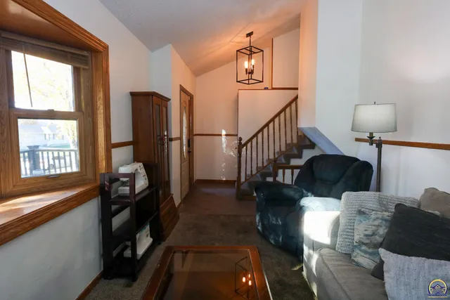 $219,900 | 3514 West 20th Avenue, Emporia, KS 66801