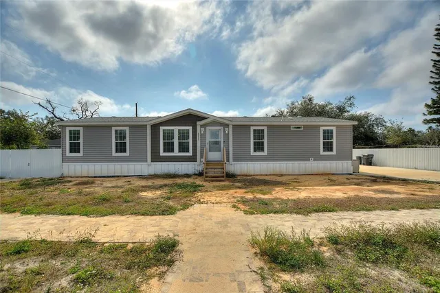 $300,000 | 2337 East Main Street, Lakeland, FL 33801