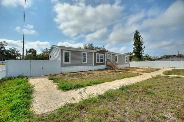 $300,000 | 2337 East Main Street, Lakeland, FL 33801