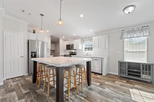 $300,000 | 2337 East Main Street, Lakeland, FL 33801