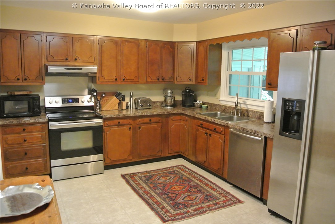 2003 Northwood Road Charleston, WV 25314 - Photo 6 of 12 Gallery Image 6