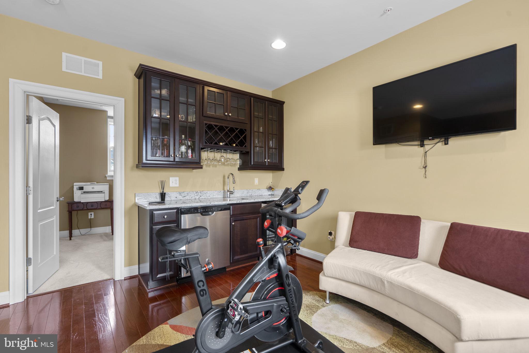 807 Admirals Way, Unit 317 Oxon Hill, MD 20745 - Photo 27 of 39