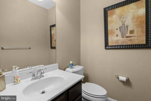 $749,900 | 807 Admirals Way, Unit 317, Oxon Hill, MD 20745