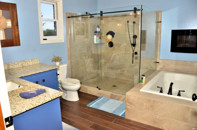 $585,000 | 509 Mt Ashley Road, Evansville, IN 47711