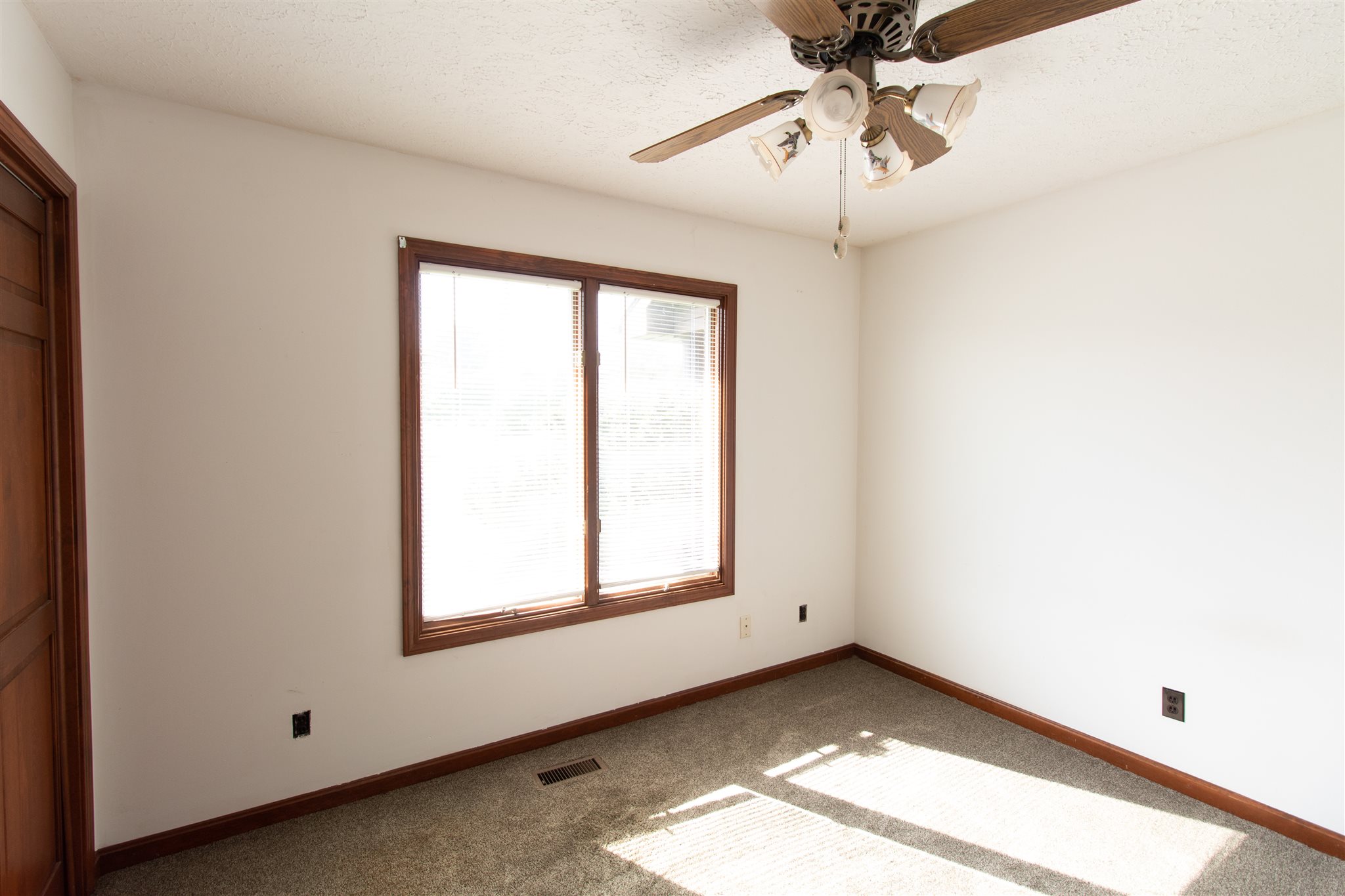 2966 South Bullocktown Road Boonville, IN 47601 - Photo 6 of 25 Gallery Image 6