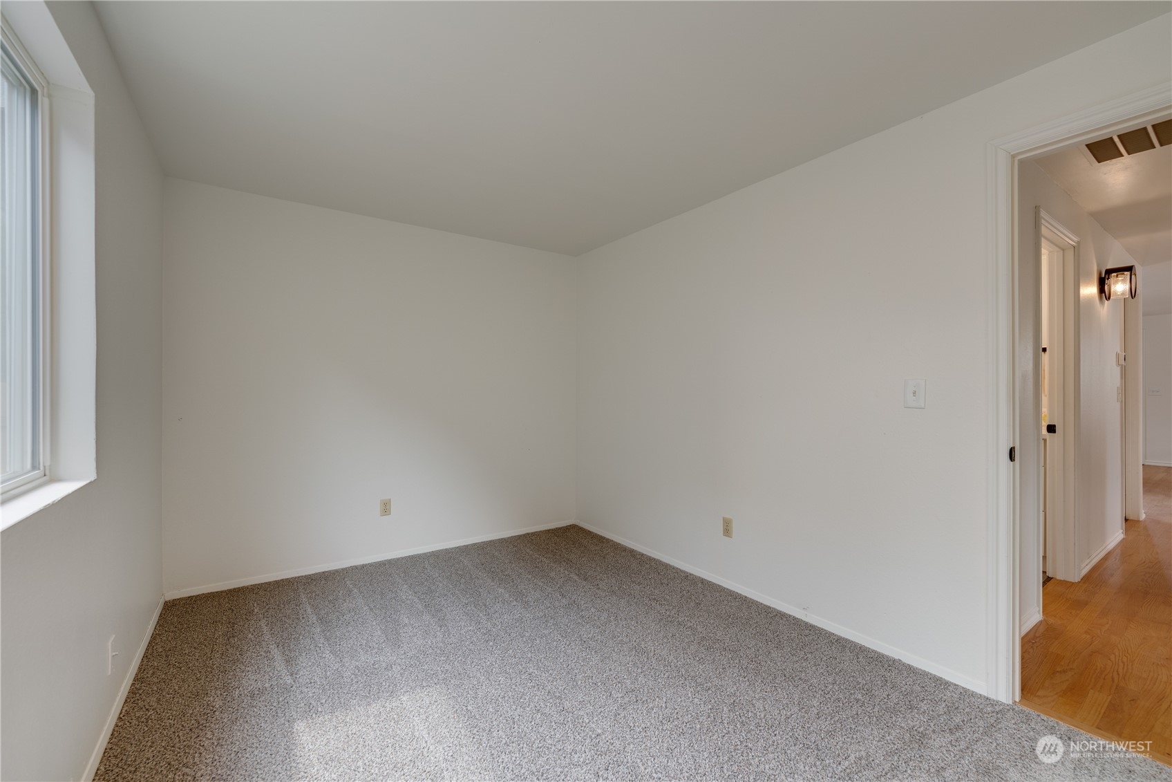 17822 85th Place Northeast Bothell, WA 98011 - Photo 17 of 33 a view of room