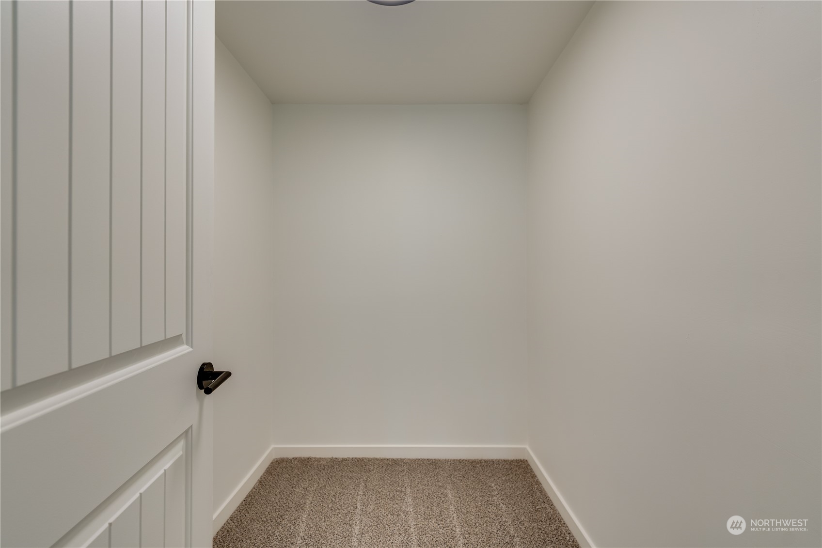 17822 85th Place Northeast Bothell, WA 98011 - Photo 24 of 33 a view of a small space