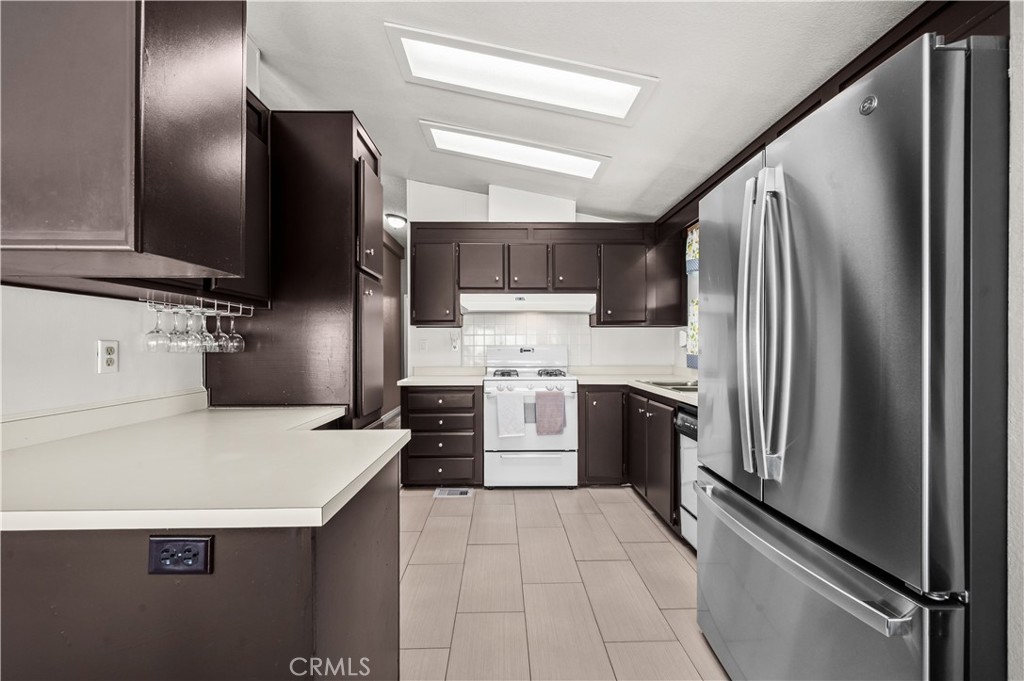 4080 Pedley Road Riverside, CA 92509 - Photo 11 of 38 Gallery Image 11