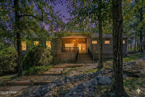 $499,999 | 1310 Pine Bluff Court, Chipley, FL 32428