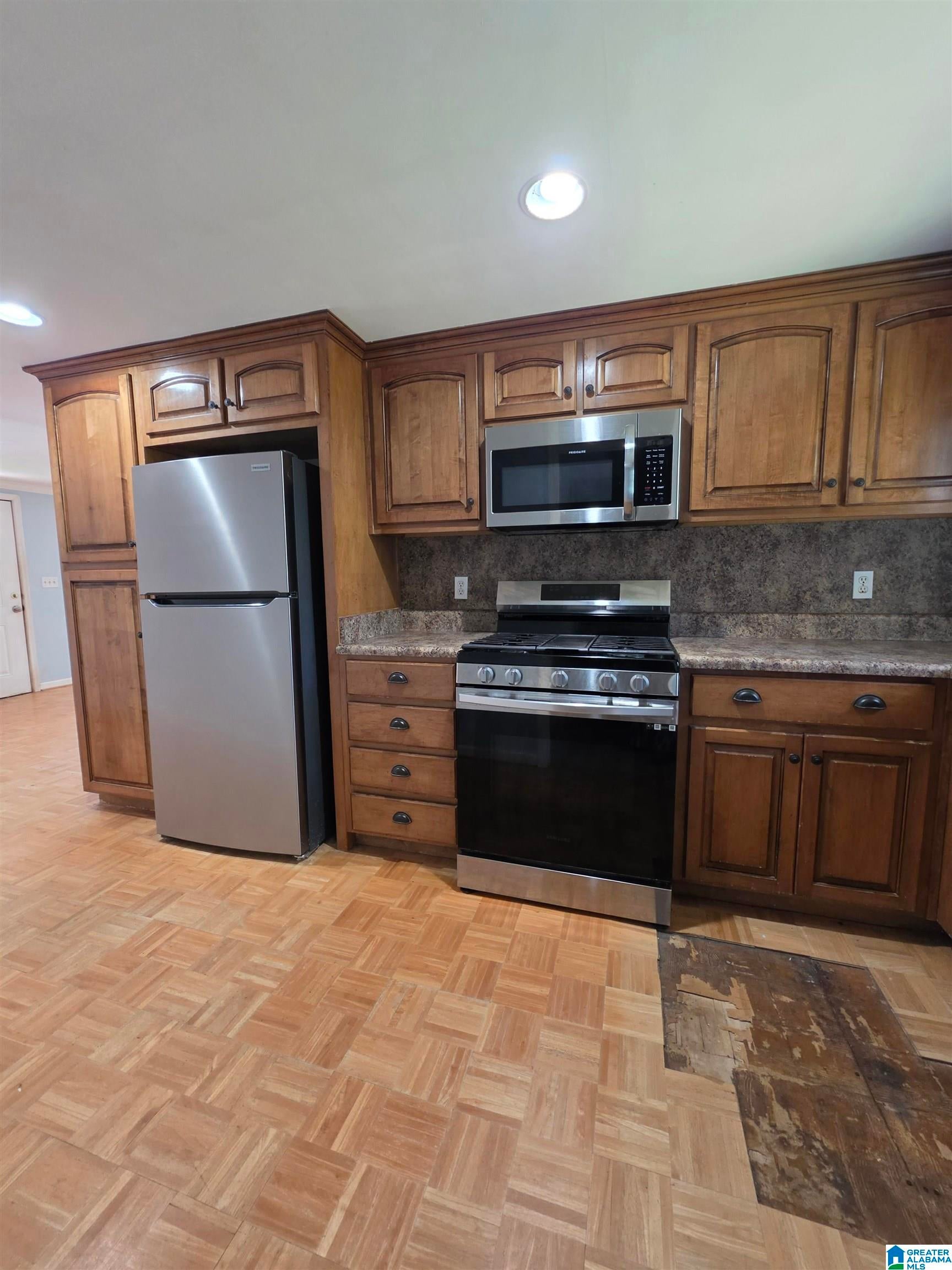 925 Levine Road Odenville, AL 35120 - Photo 2 of 13 Gallery Image 2