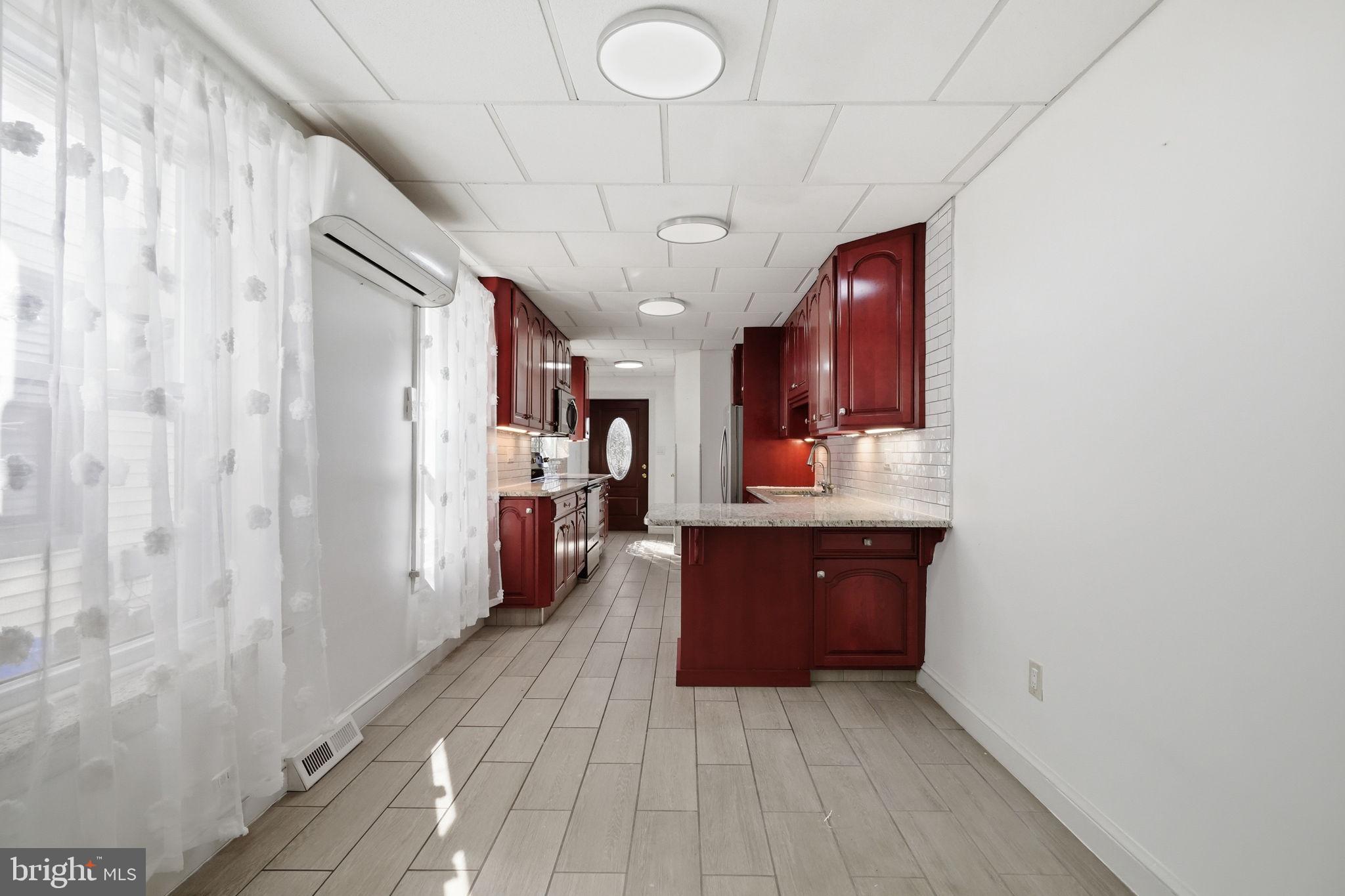 1232 Locust Street Reading, PA 19604 - Photo 16 of 46