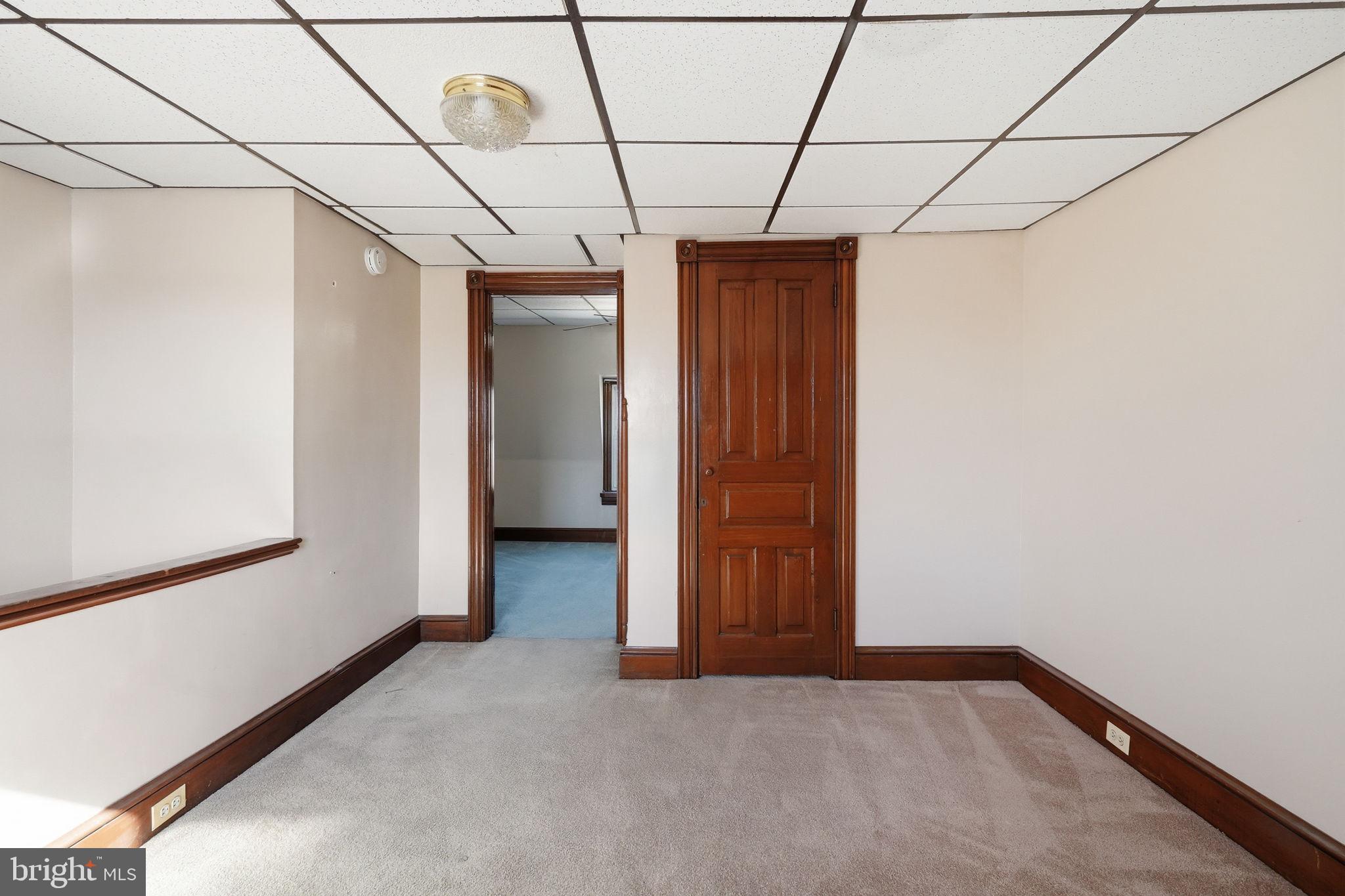 1232 Locust Street Reading, PA 19604 - Photo 21 of 46