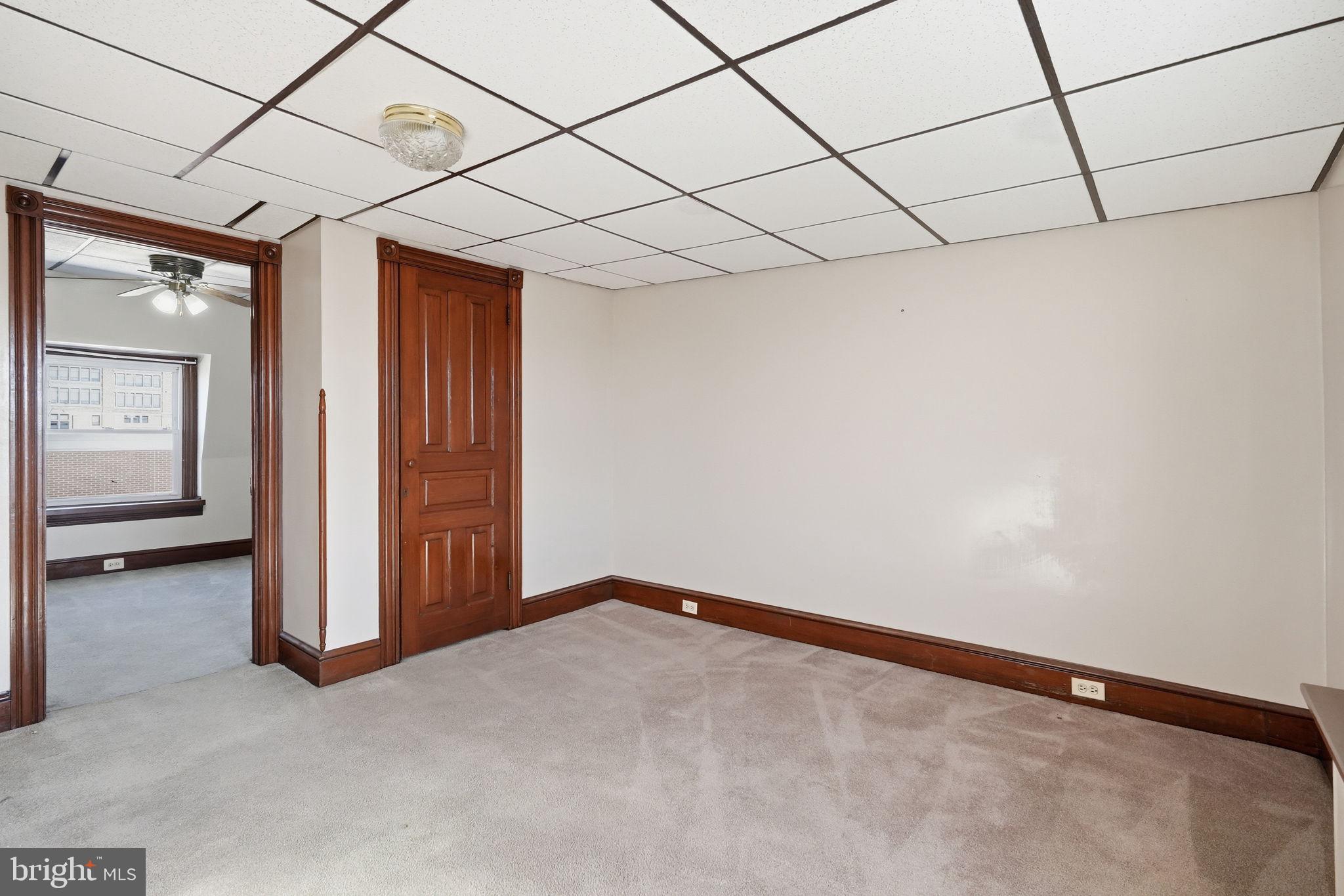 1232 Locust Street Reading, PA 19604 - Photo 24 of 46