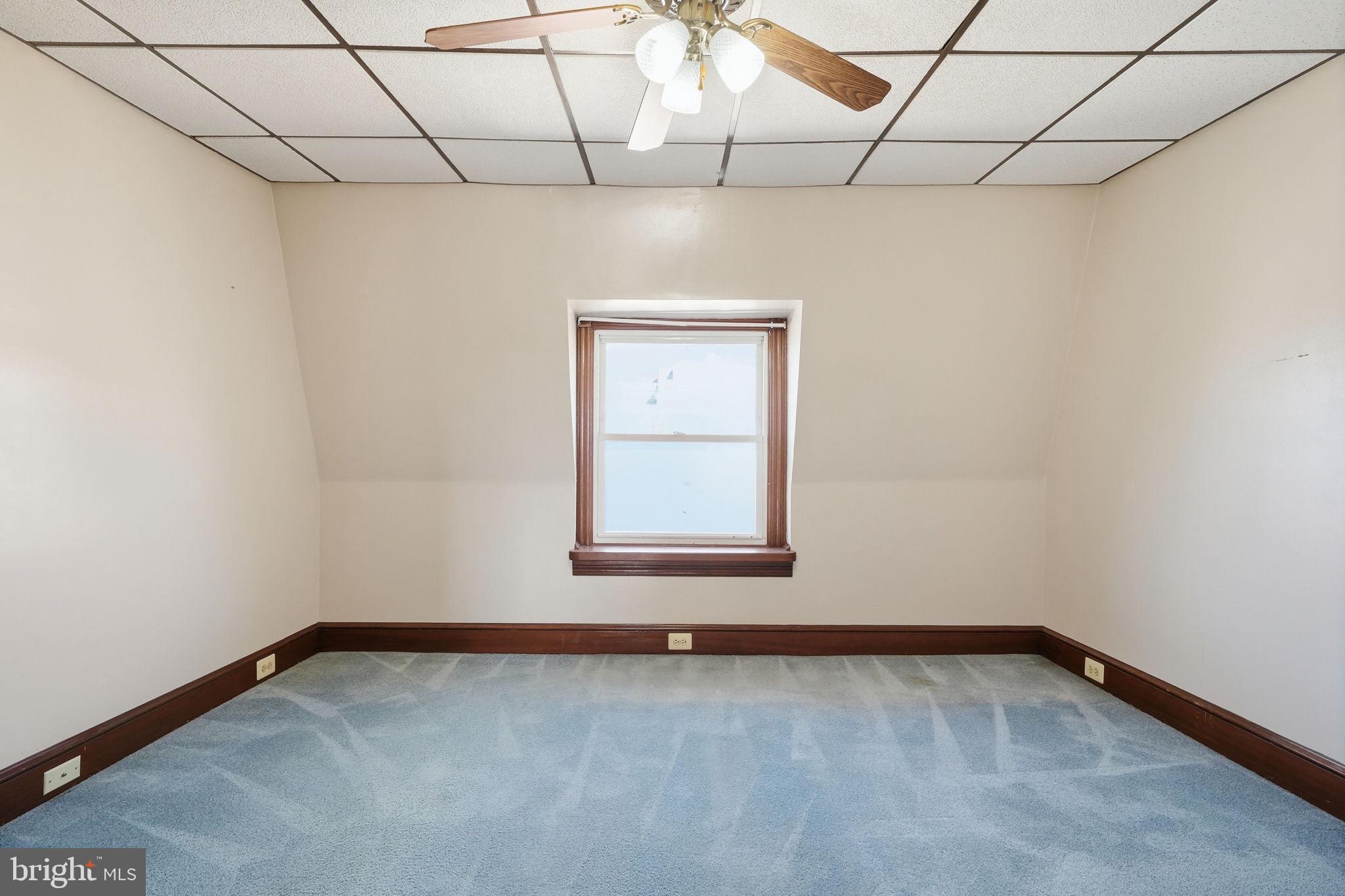 1232 Locust Street Reading, PA 19604 - Photo 31 of 46