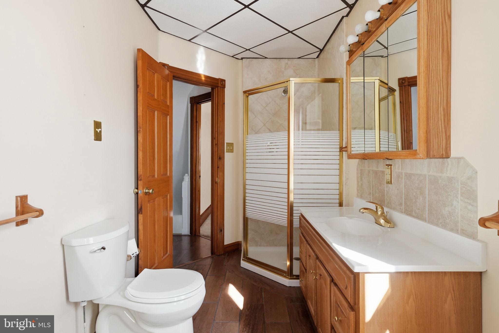 1232 Locust Street Reading, PA 19604 - Photo 37 of 46