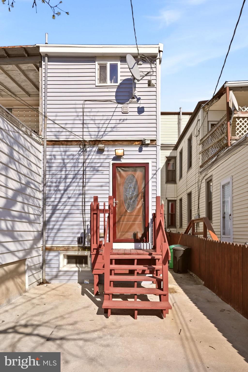 1232 Locust Street Reading, PA 19604 - Photo 45 of 46