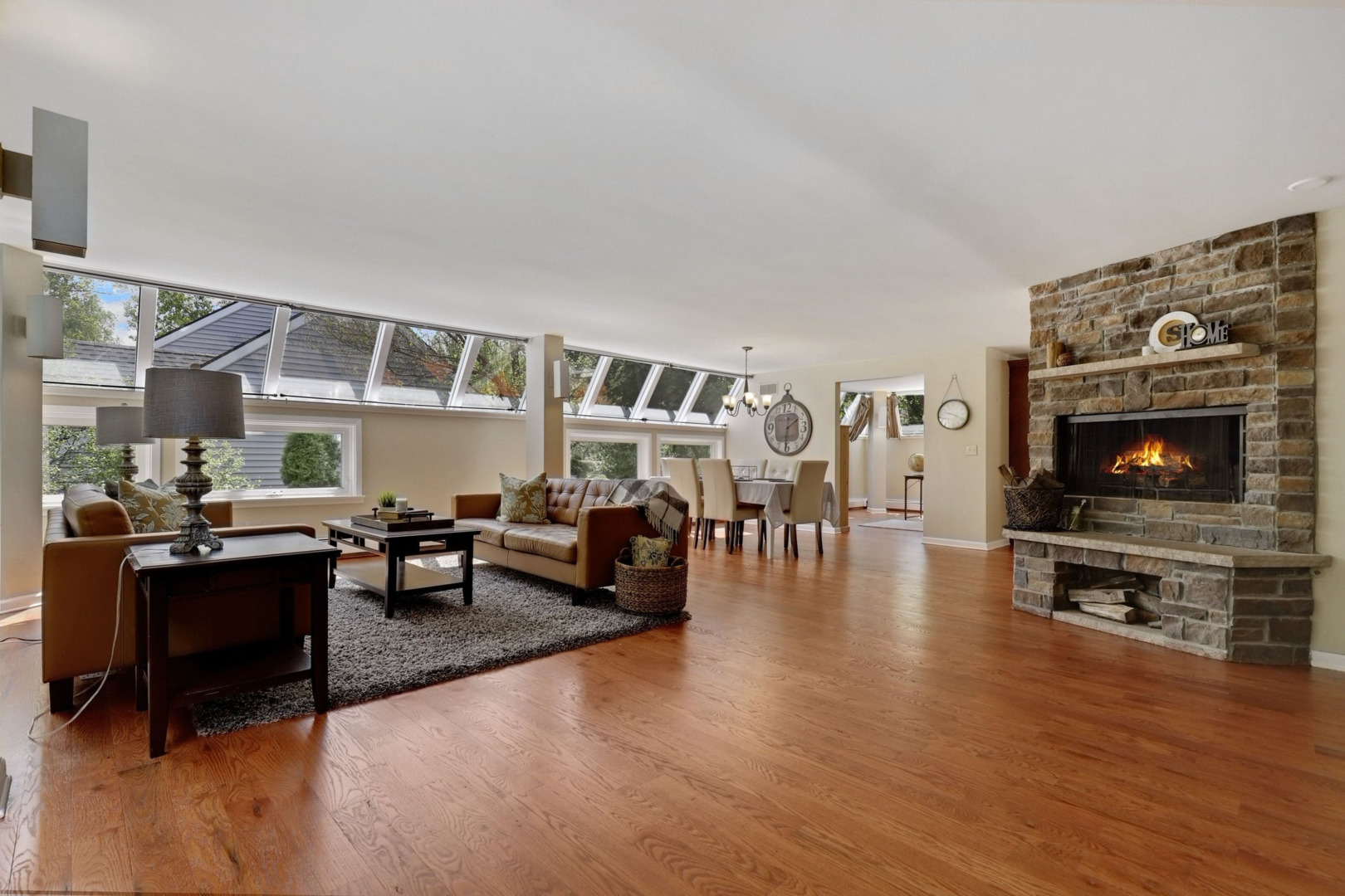 1010 South Summit Street Barrington, IL 60010 - Photo 2 of 48