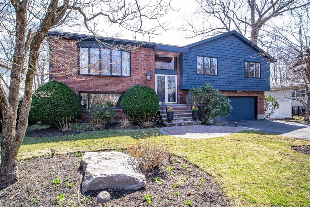 95 Esty Farm Road Newton, MA 02459 - Photo 1 of 41