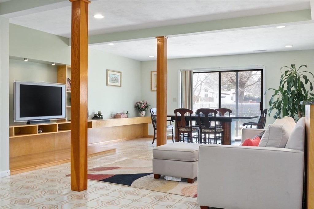 95 Esty Farm Road Newton, MA 02459 - Photo 25 of 41