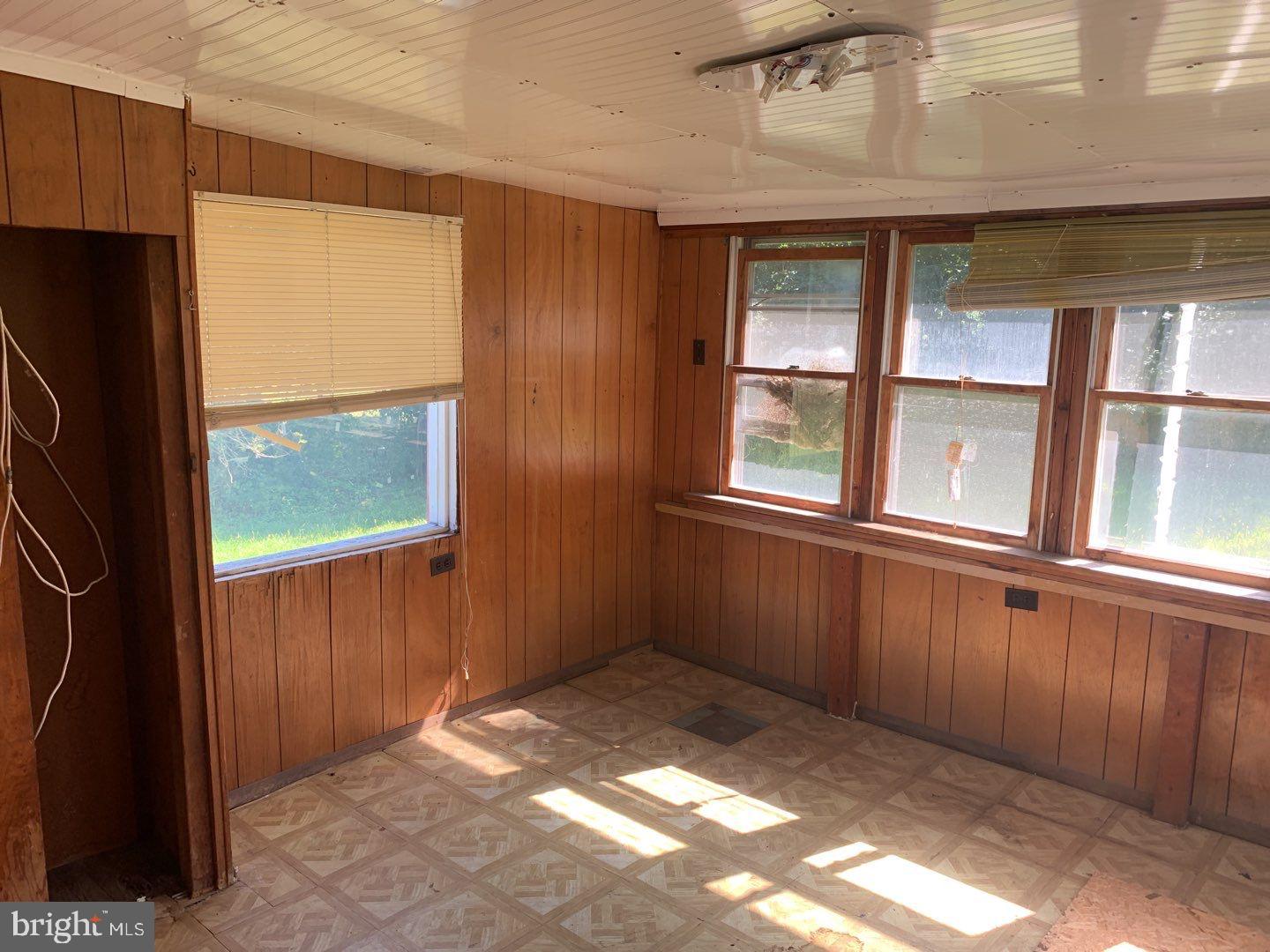 11 Pemberton Vincentown Road Pemberton, NJ 08068 - Photo 14 of 19 Sun Room