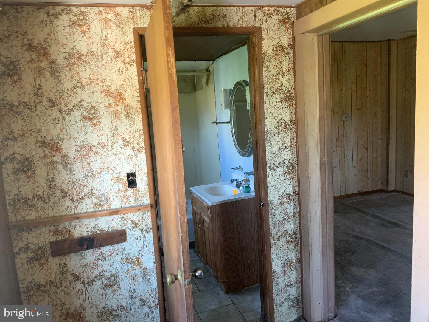 11 Pemberton Vincentown Road Pemberton, NJ 08068 - Photo 8 of 19 Bathroom