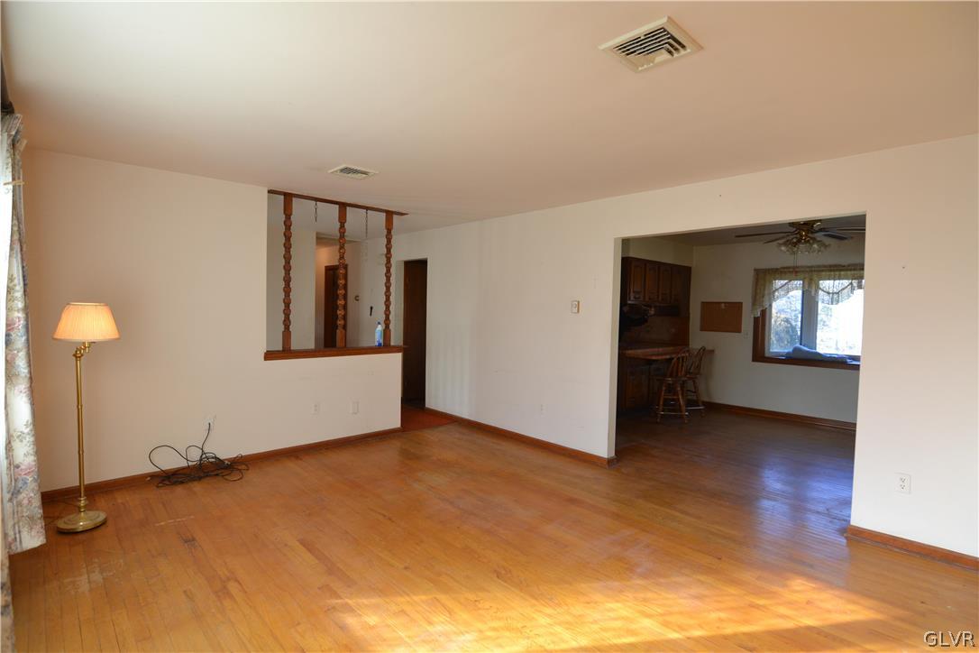 5081 West Hopewell Road Center Valley, PA 18034 - Photo 11 of 32 Gallery Image 11