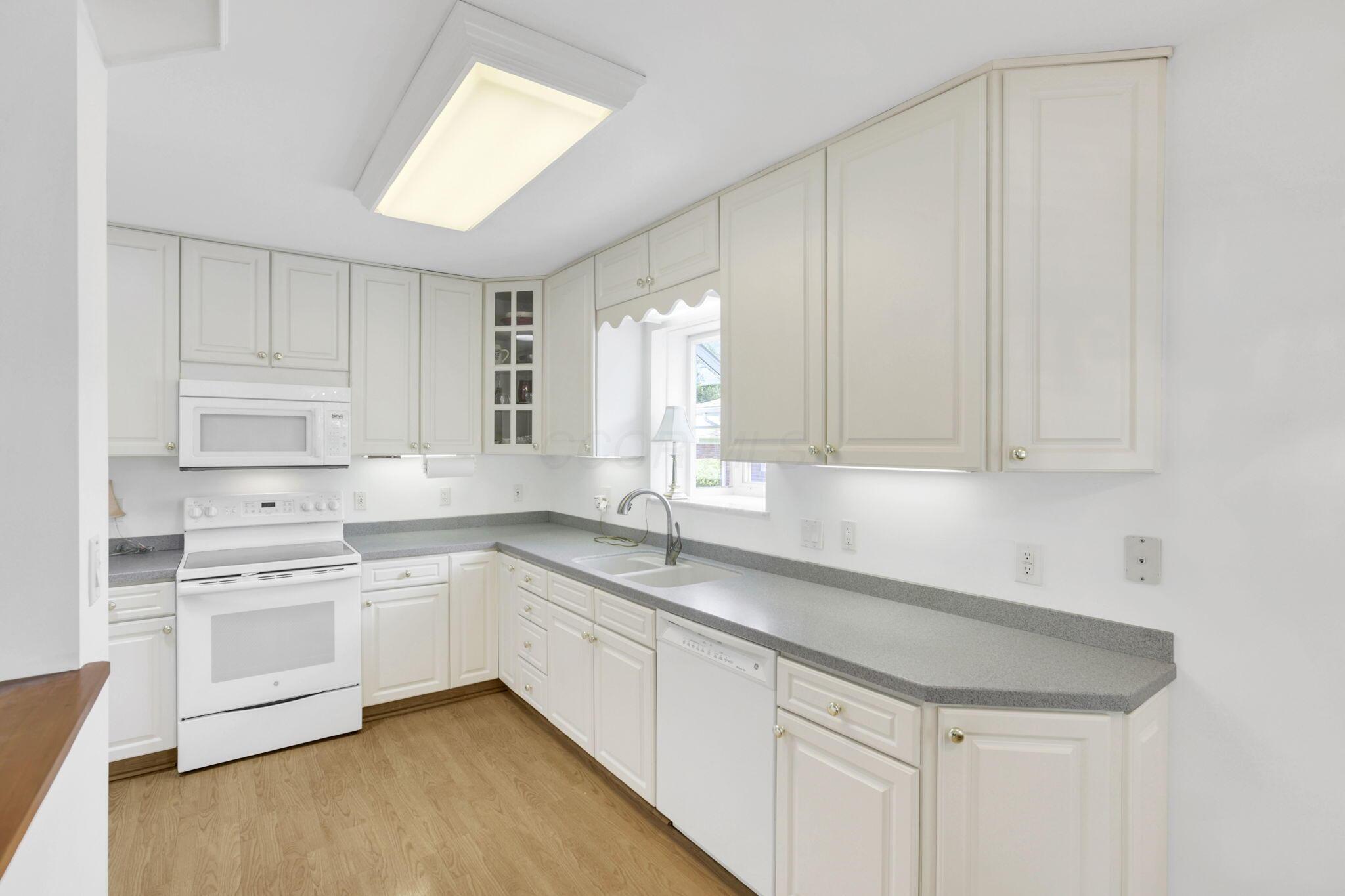 1830 Ardleigh Road Columbus, OH 43221 - Photo 17 of 68 17-web-or-mls-SMEP3426