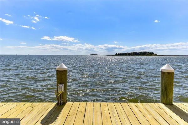 $379,000 | 103 Williams Street, Unit 517, Crisfield, MD 21817