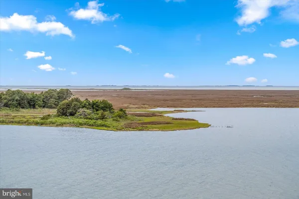 $379,000 | 103 Williams Street, Unit 517, Crisfield, MD 21817