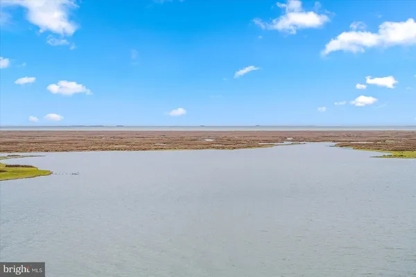 $379,000 | 103 Williams Street, Unit 517, Crisfield, MD 21817