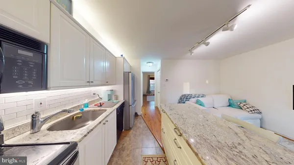 $2,099 | 1503 12th Street North, Unit B, Arlington, VA 22209