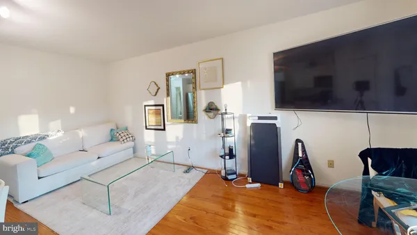 $2,099 | 1503 12th Street North, Unit B, Arlington, VA 22209