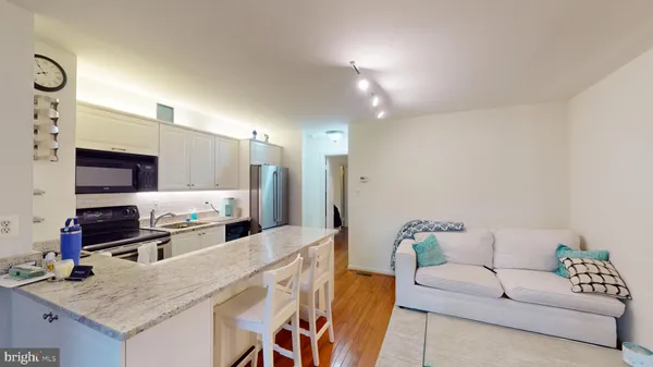$2,099 | 1503 12th Street North, Unit B, Arlington, VA 22209