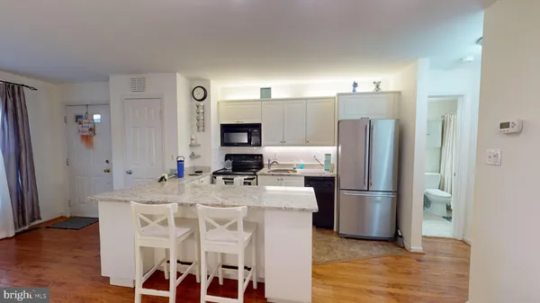 $2,099 | 1503 12th Street North, Unit B, Arlington, VA 22209