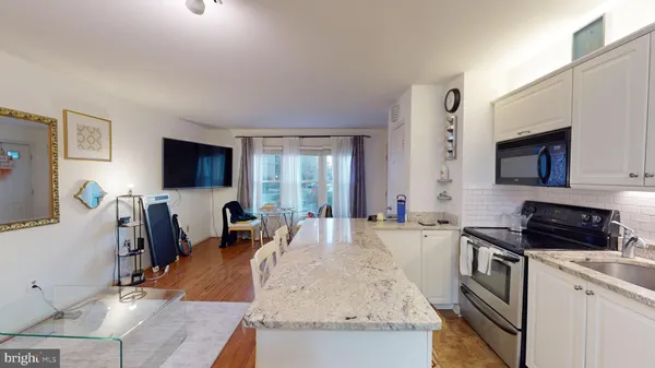 $2,099 | 1503 12th Street North, Unit B, Arlington, VA 22209