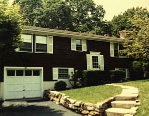 33 Valley View Road Norwalk, CT 06851 - Photo 1 of 1 Gallery Image 1