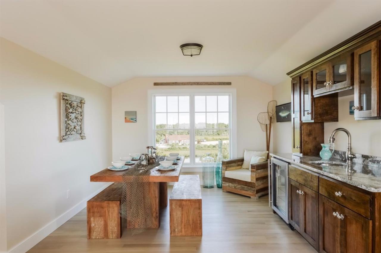 10 Uncle Stephens Road West Dennis, MA 02670 - Photo 29 of 32 Lounge